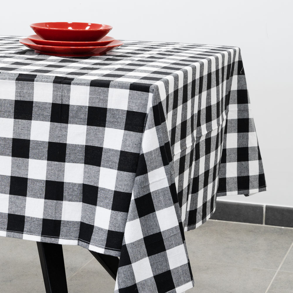 100% Cotton checked tablecloth