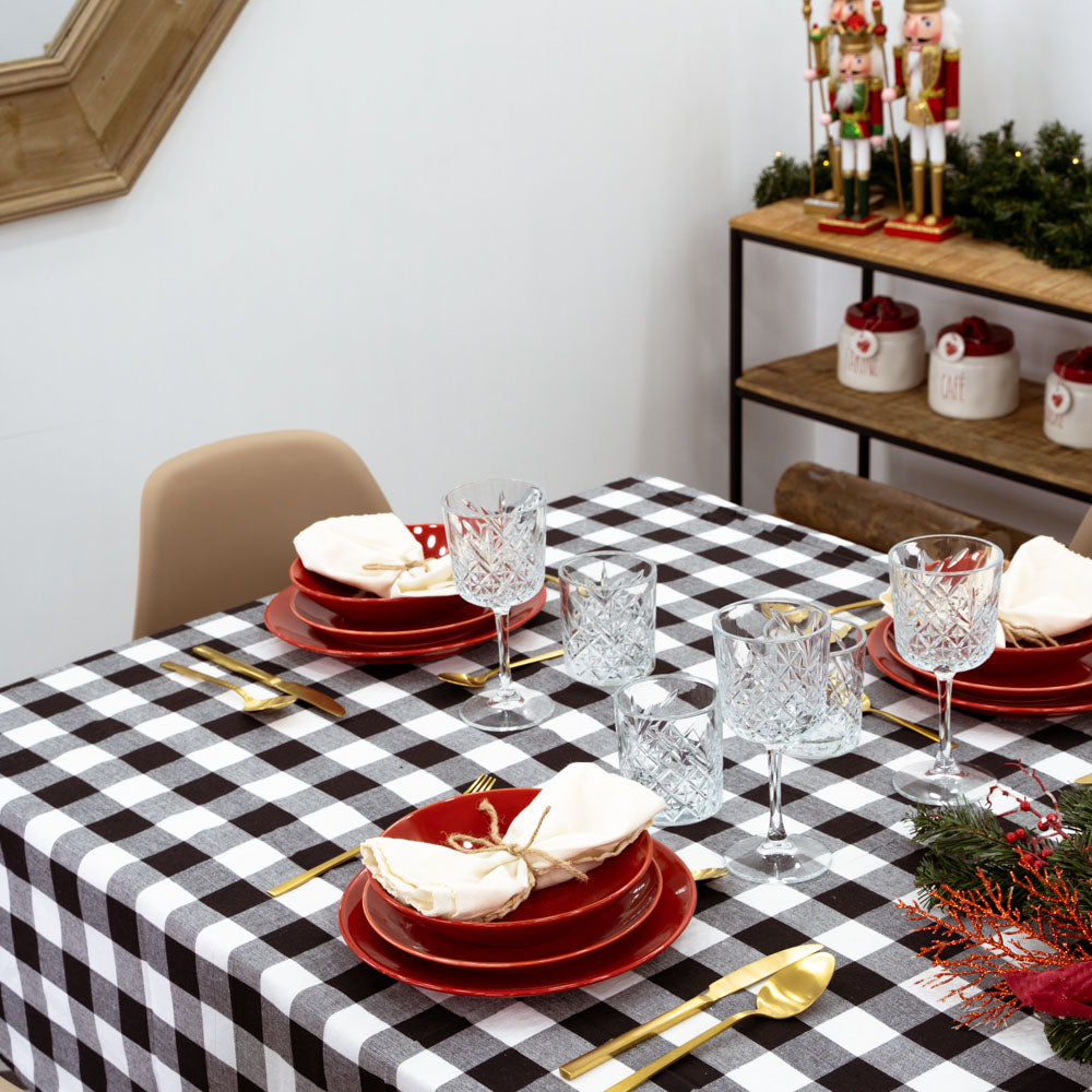 100% Cotton checked tablecloth