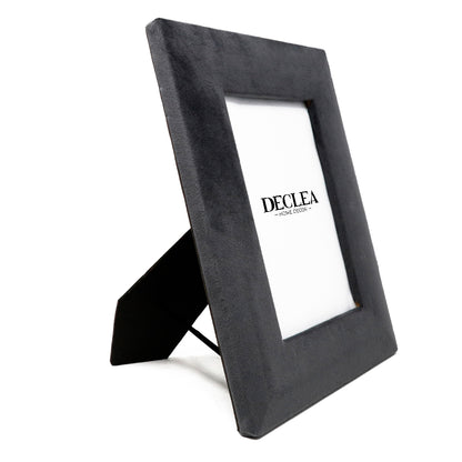 Black velvet photo holder