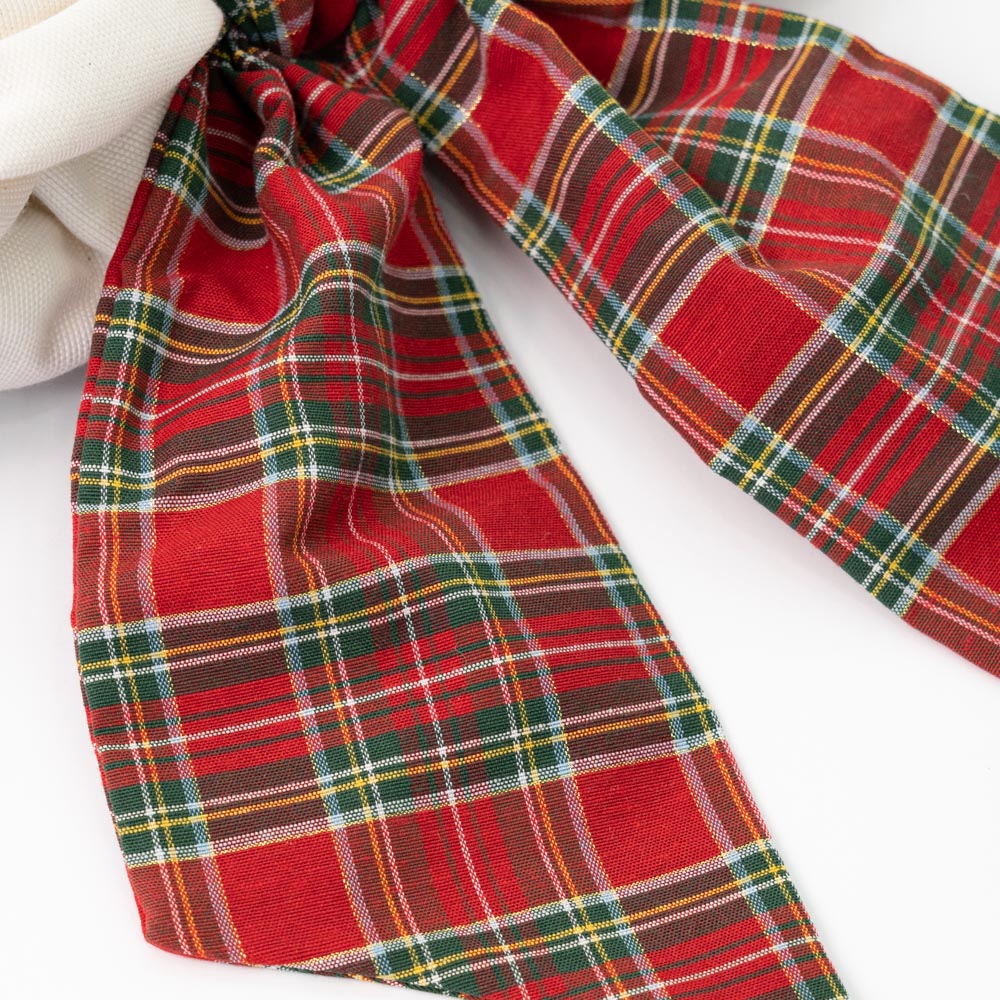 #colore-bianco-e-tartan