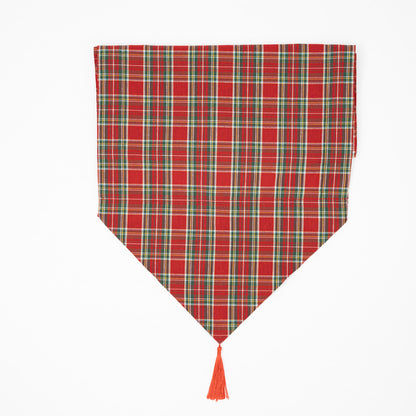 Pointed Tartan cotton runner with tassel